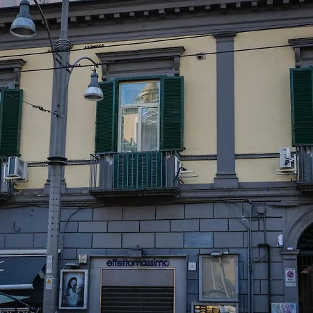 Apartamento Terrazza Giulietta - Piazza Cavour Nápoles Exterior foto
