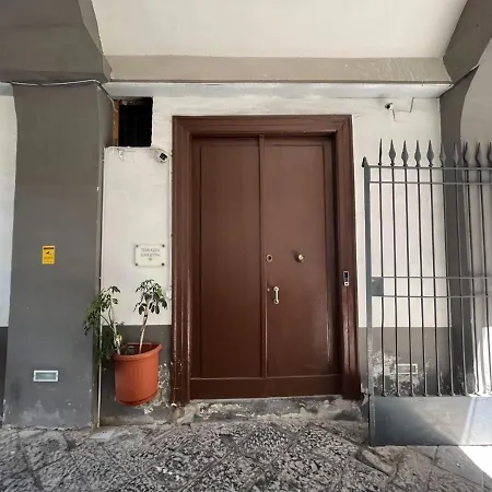 Apartamento Terrazza Giulietta - Piazza Cavour Nápoles Exterior foto