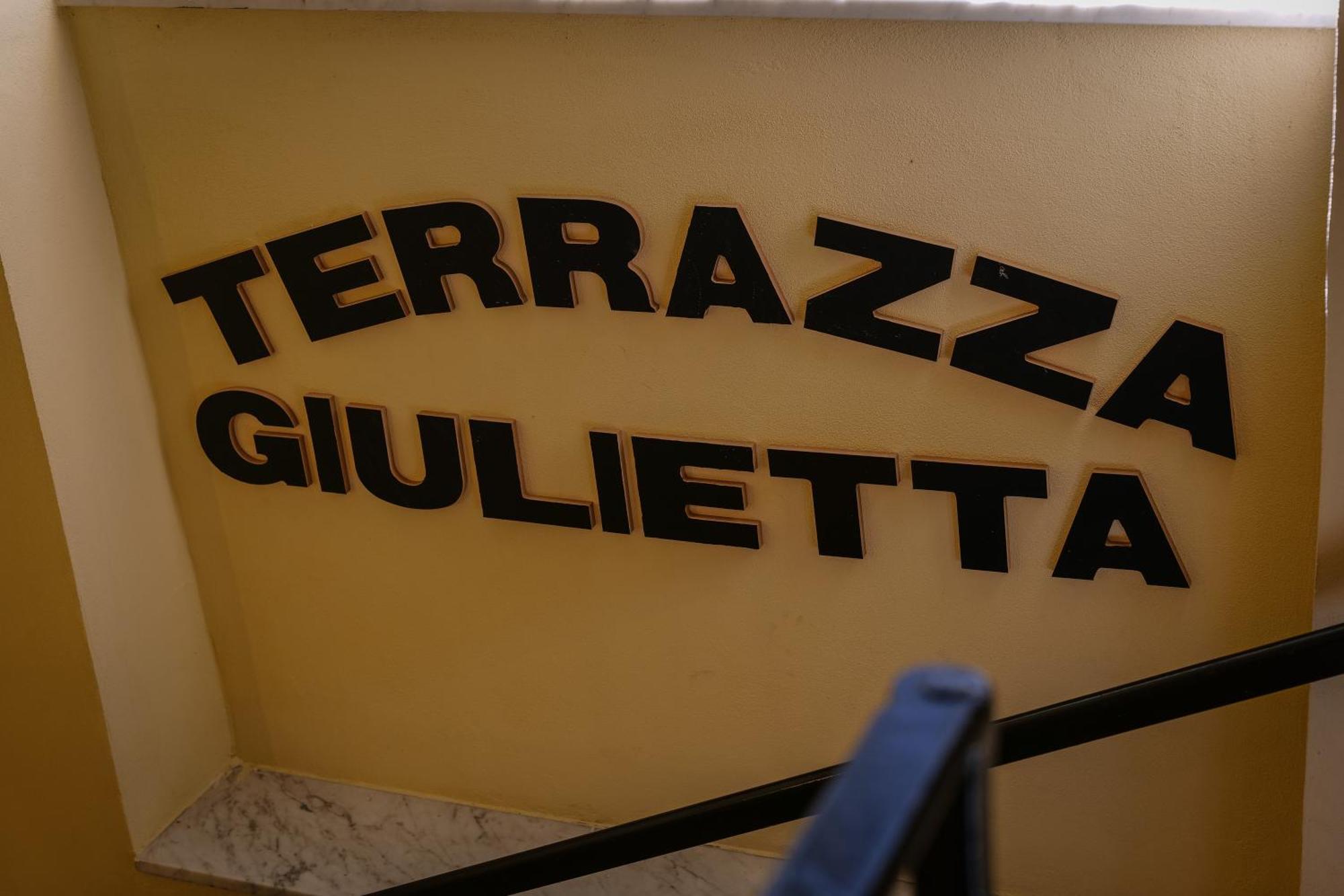 Terrazza Giulietta - Piazza Cavour Napels